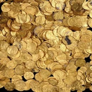2000 pièces d’or au large de Césarée